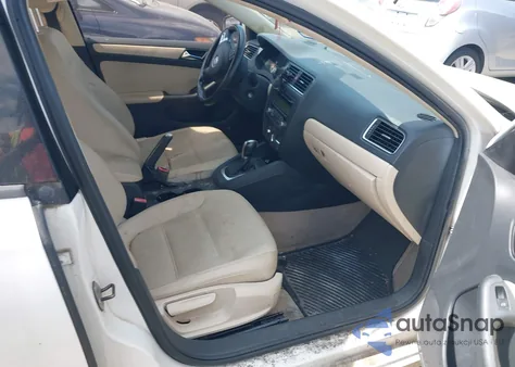 2011 Volkswagen Jetta 2.5L Se z USA, uszkodzony, nr VIN 3VWDX7AJ3BM338163